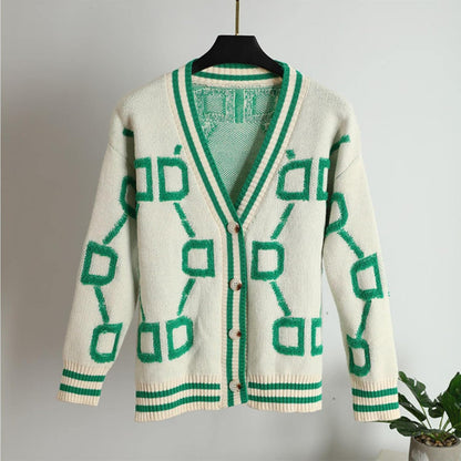 Chic Contrast Knit Cardigan