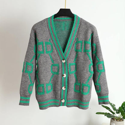 Chic Contrast Knit Cardigan